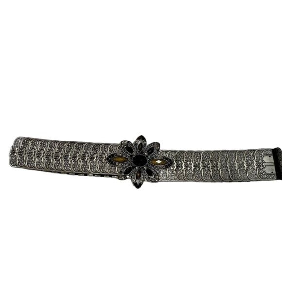 Vintage Accessories - Vintage Silver Belt with Flower Buckle